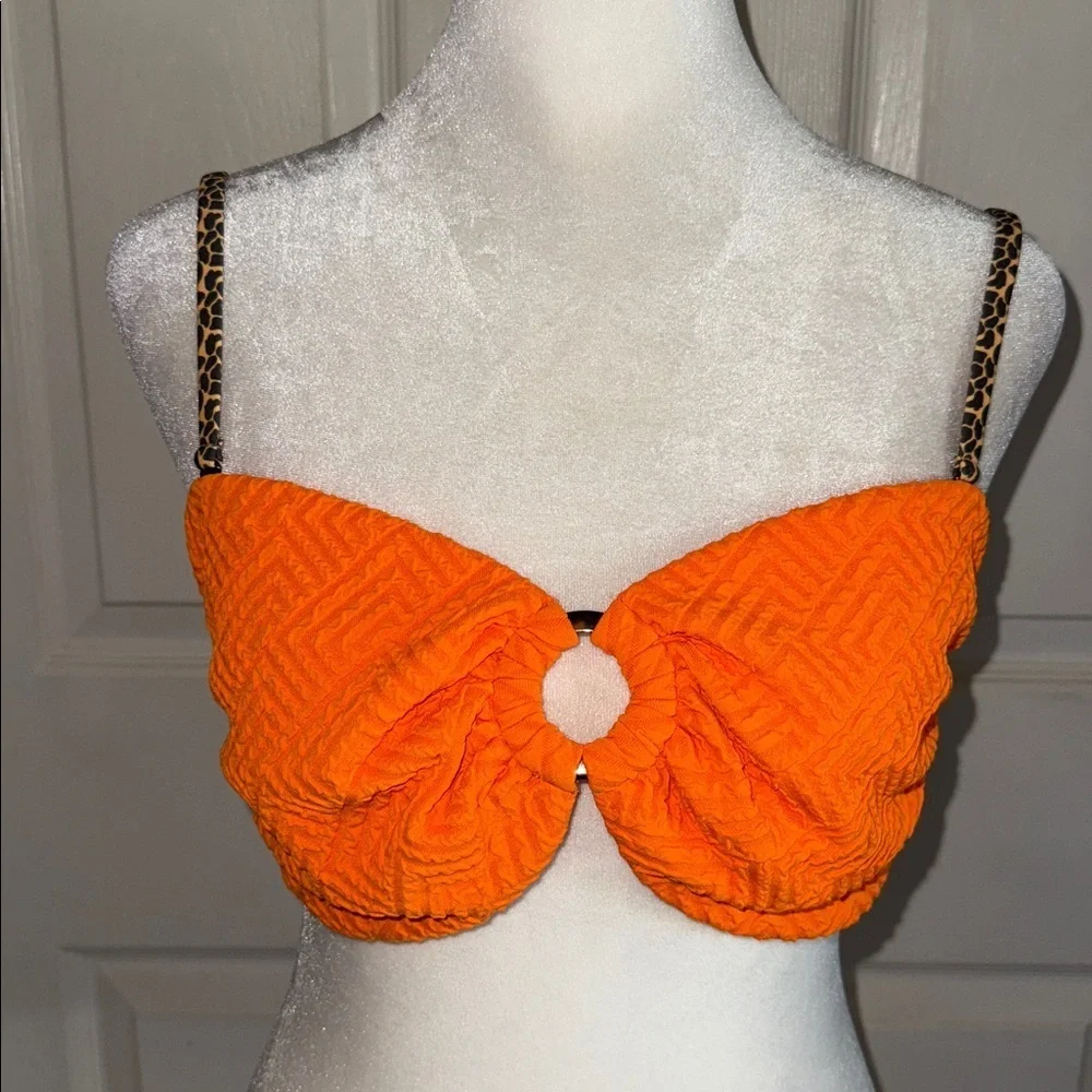 It’s Now Cool Tiki-The Ring Bandeau Textured Bikini Top